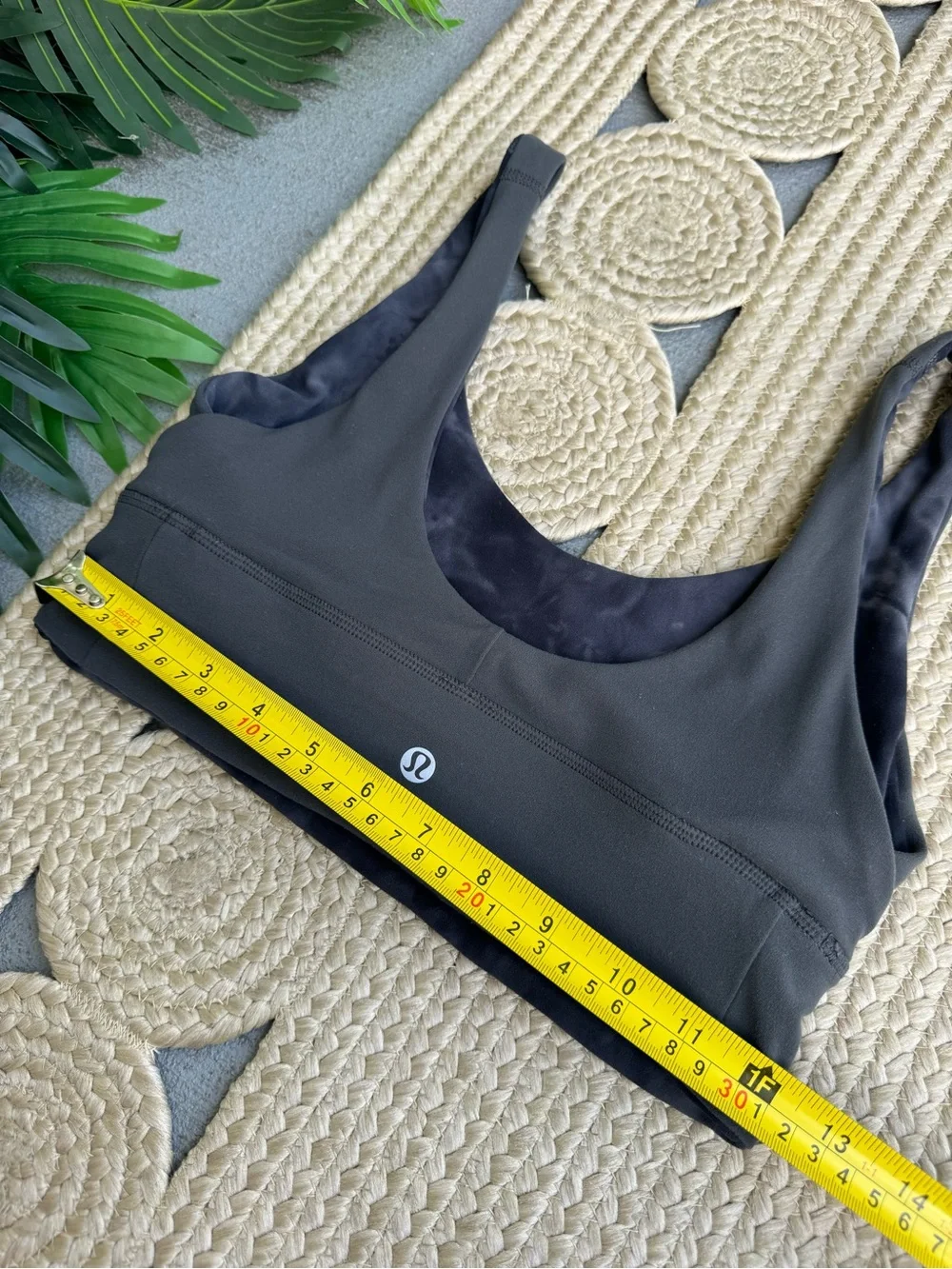 lululemon athletica Black Tie-Dye Scoop Sports Bra size 6